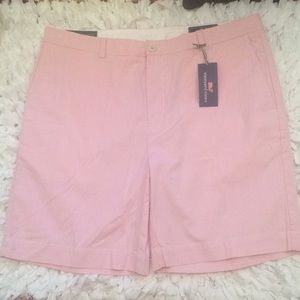 Vineyard Vines size 40 classic fit Breaker Short✨